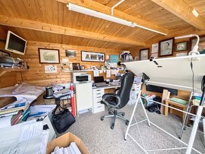 Photo 15- click for photo gallery